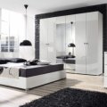 Мебель для спальной комнаты: кровать, комод, две тумбочки, шкаф